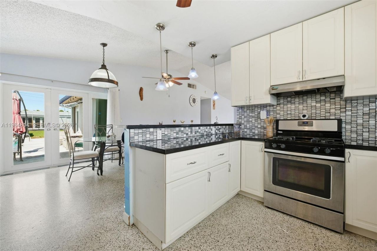 7121 Wilson St, Hollywood, FL 33024 Photo