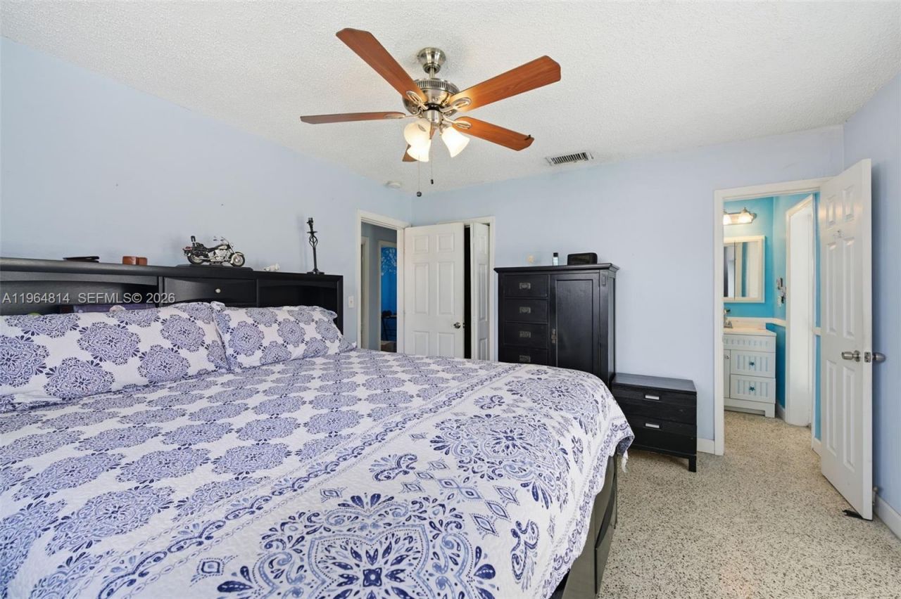 7121 Wilson St, Hollywood, FL 33024 Photo