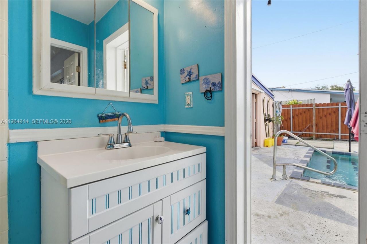 7121 Wilson St, Hollywood, FL 33024 Photo