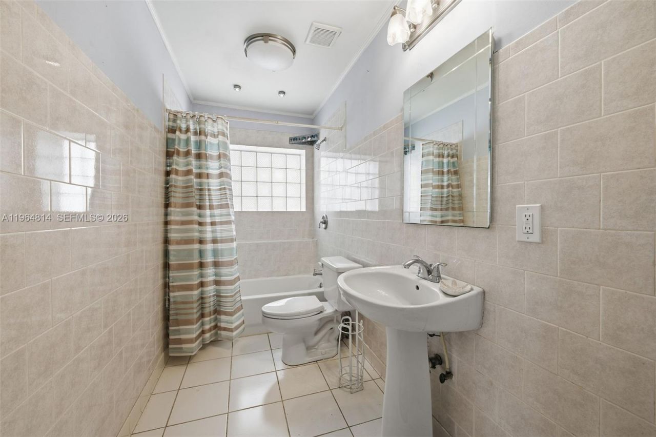 7121 Wilson St, Hollywood, FL 33024 Photo