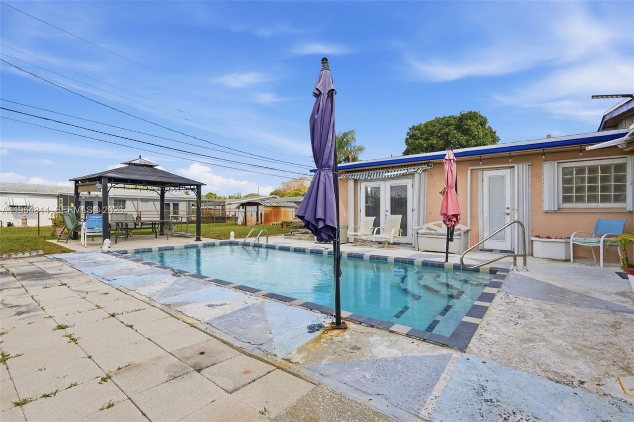 7121 Wilson St, Hollywood, FL 33024 Photo