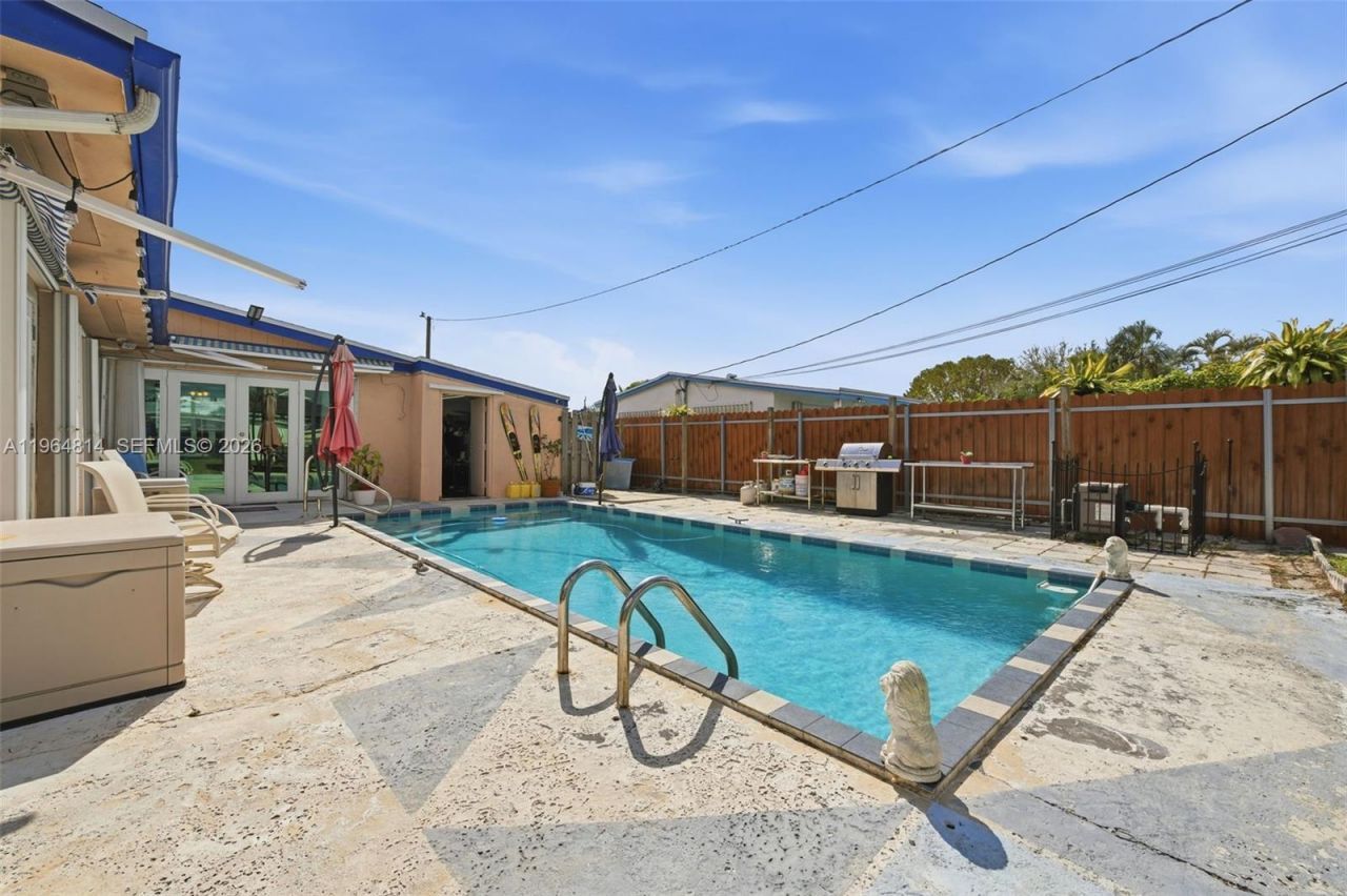 7121 Wilson St, Hollywood, FL 33024 Photo