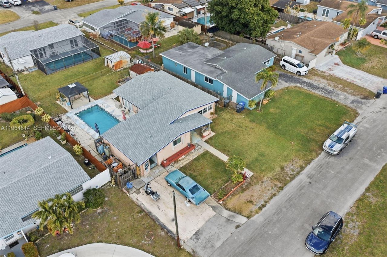 7121 Wilson St, Hollywood, FL 33024 Photo