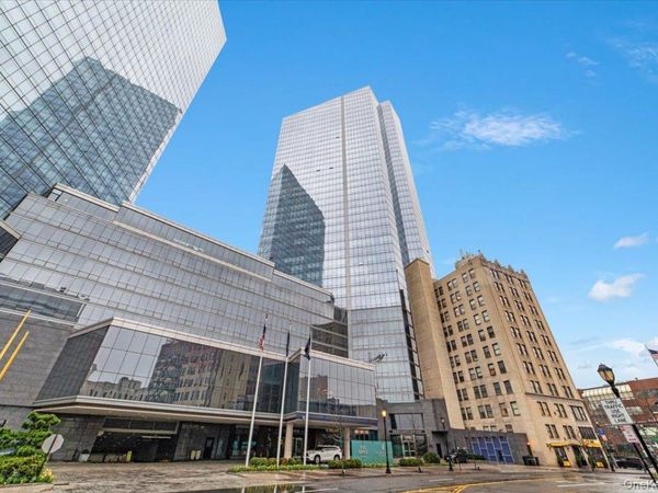 1 Renaissance Square, Unit V4E, White Plains, NY 10601