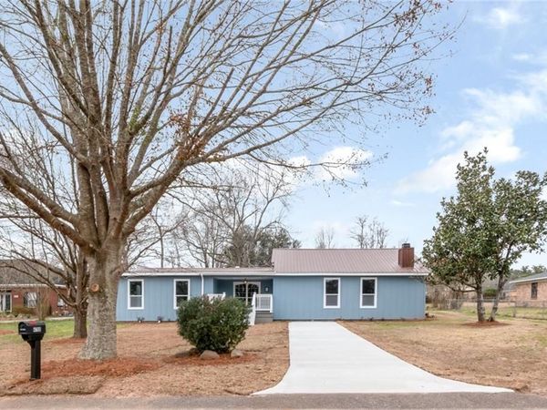 4700 Diamond Avenue, Mobile, AL 36619