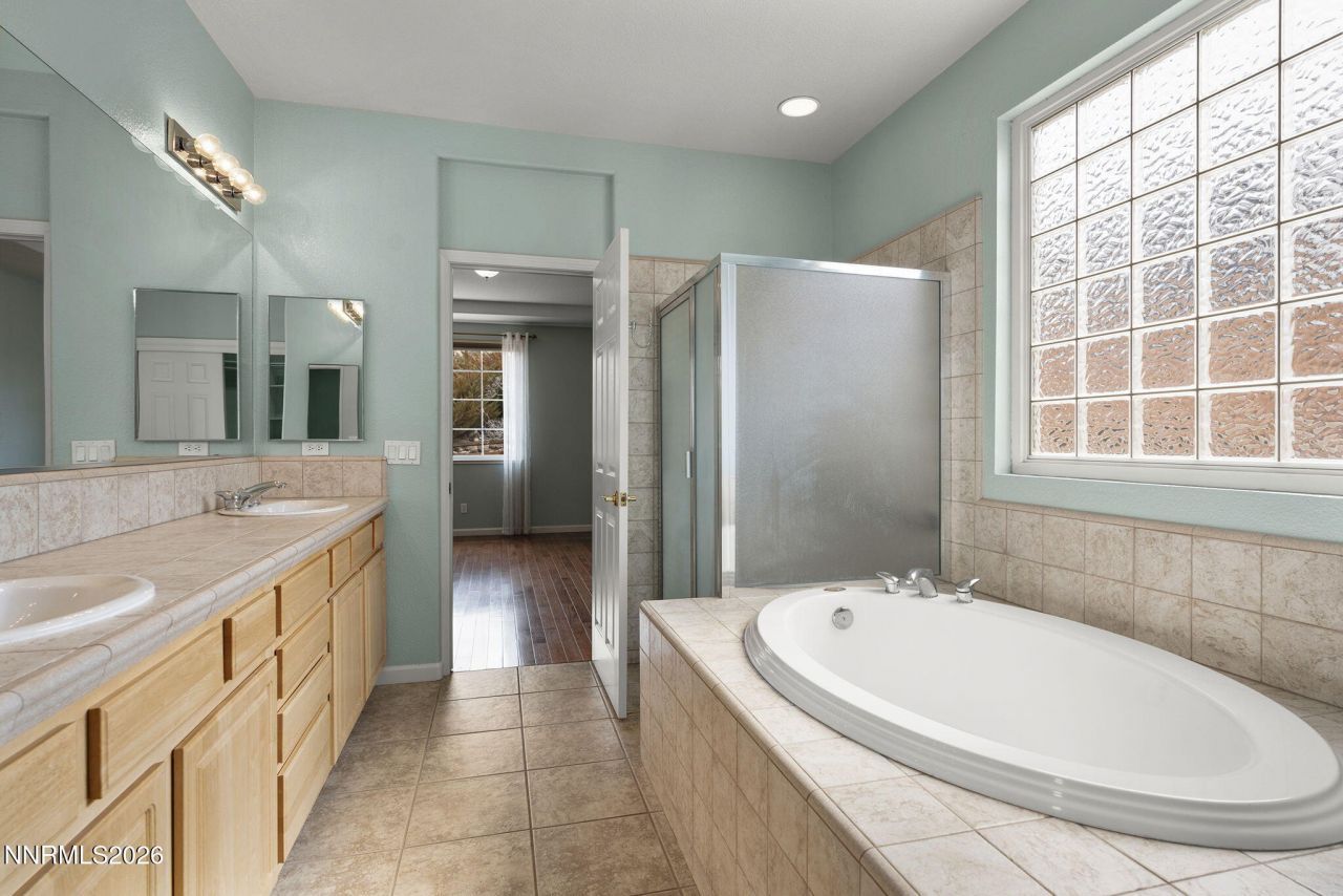 5700 Falcon Ridge Court, Sparks, NV 89436 Photo