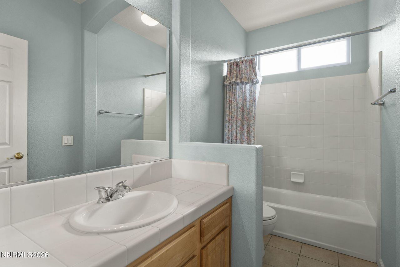 5700 Falcon Ridge Court, Sparks, NV 89436 Photo