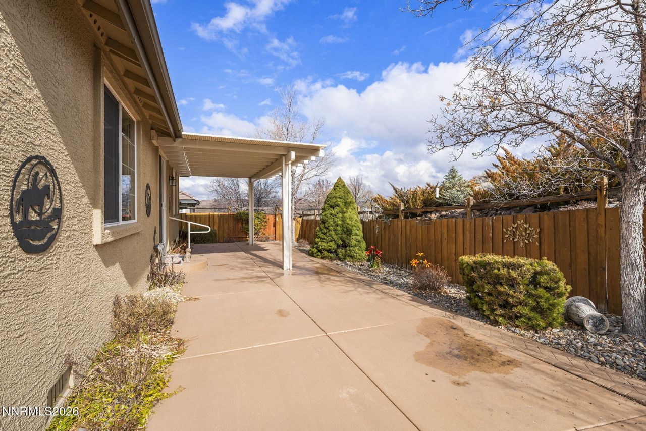 5700 Falcon Ridge Court, Sparks, NV 89436 Photo