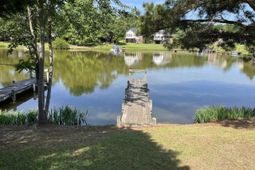 15 N Lake Circle photo 4