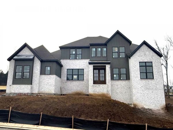 5721 Nola Dr, Arrington, TN 37014