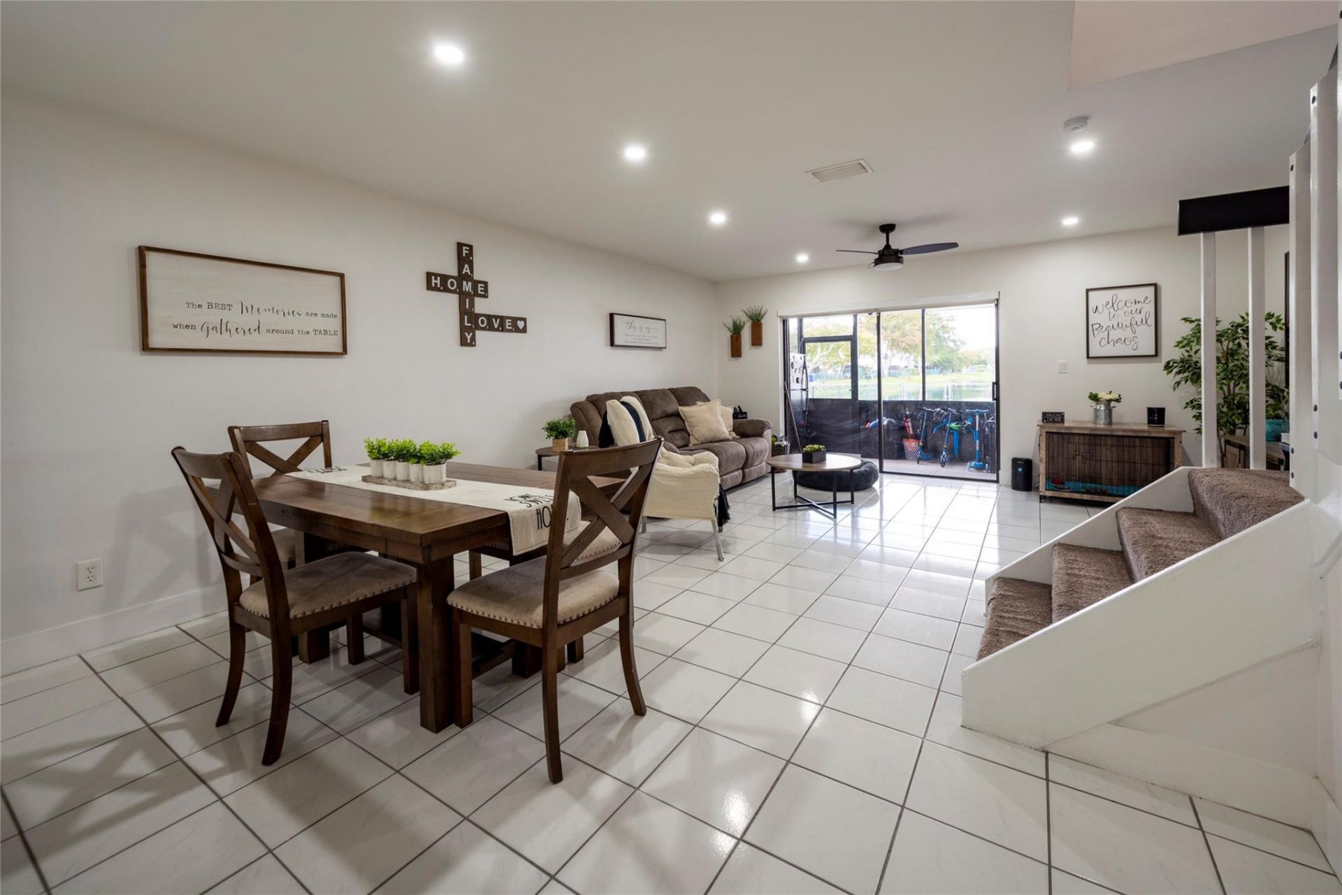 334 NW 103rd Terrace, Unit 334, Pembroke Pines, FL 33026 Photo