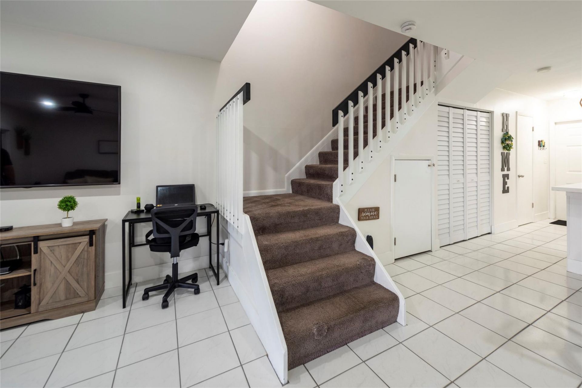 334 NW 103rd Terrace, Unit 334, Pembroke Pines, FL 33026 Photo