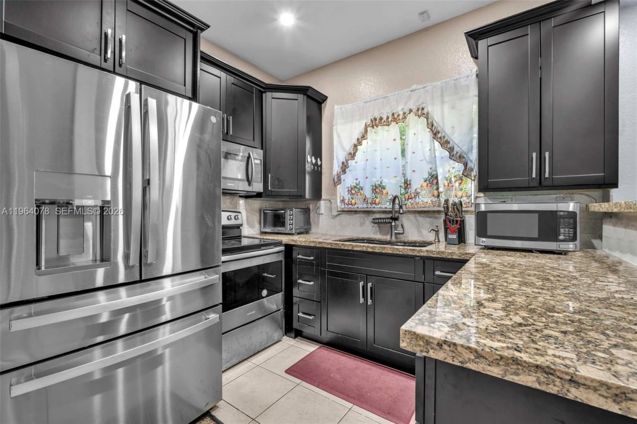 14092 SW 51st Ct, Miramar, FL 33027 Photo