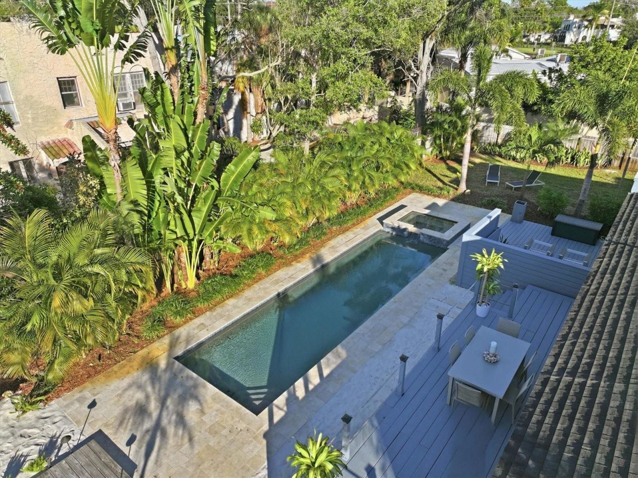 670 Sunset Drive S, Saint Petersburg, FL 33707 Photo