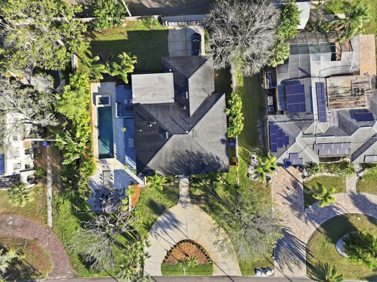 670 Sunset Drive S, Saint Petersburg, FL 33707 Photo