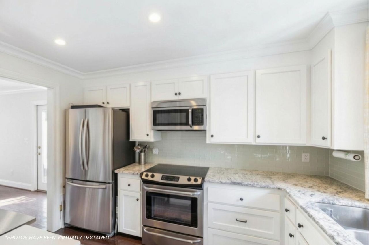 16 Logan Street Photo 12