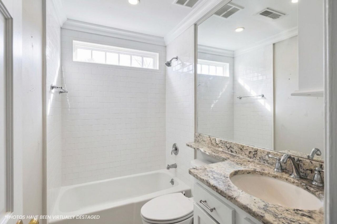 16 Logan Street Photo 20