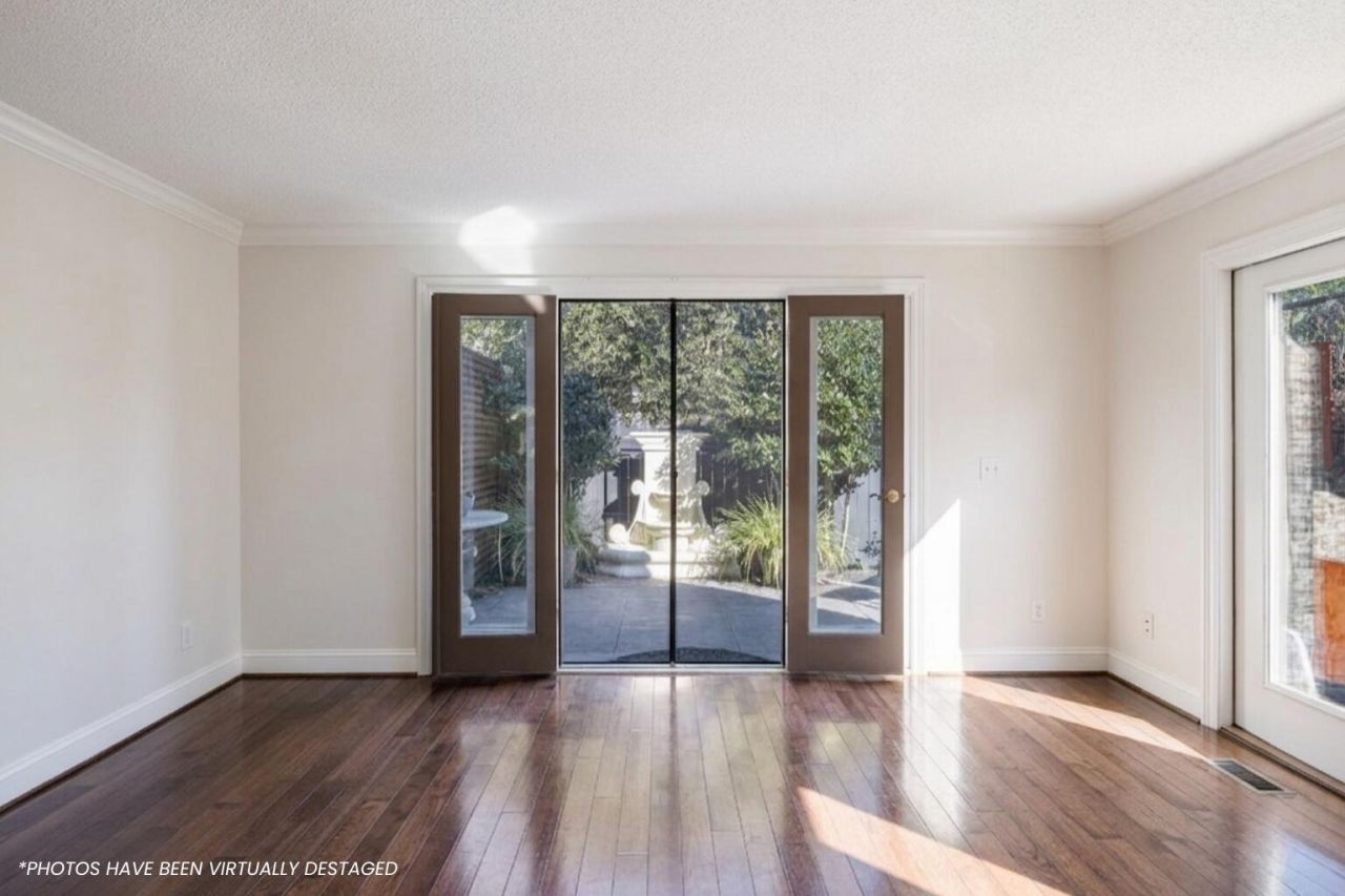 16 Logan Street Photo 28