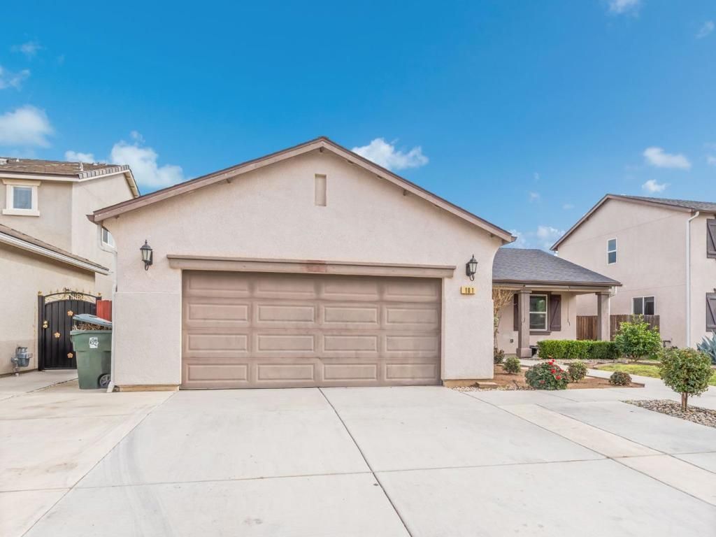 101 Rancho Mirage Road, Madera, CA 93638 Main Photo