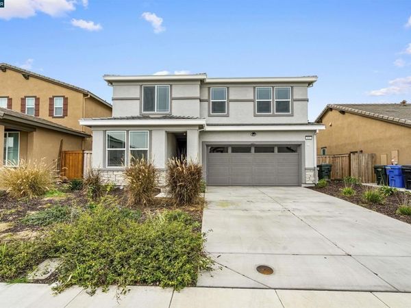 953 953 Arneis Ave, Manteca, CA 95337