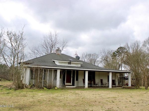 3010 Plantation Lane, Liberty, MS 39645