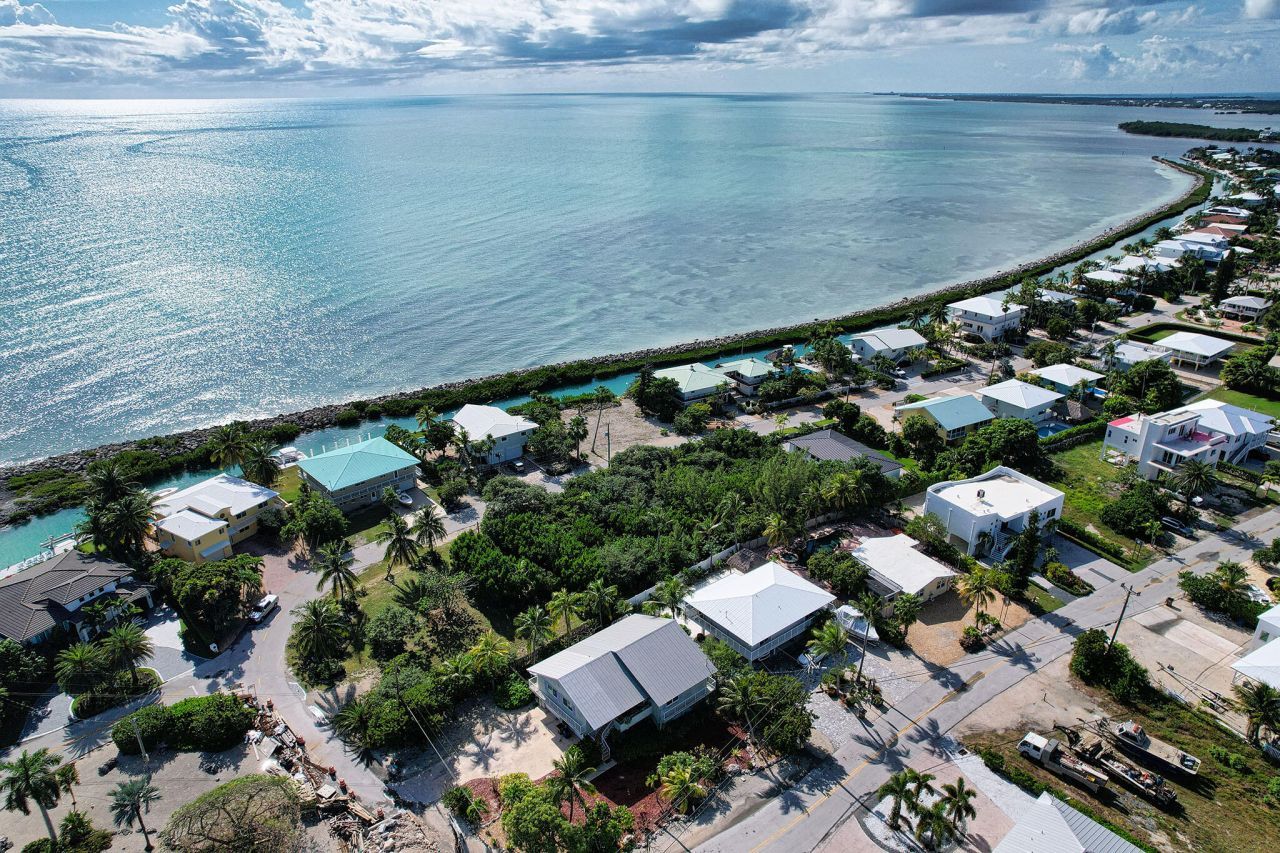 Lot 8 W Seaview Circle, Duck, FL 33050 Photo