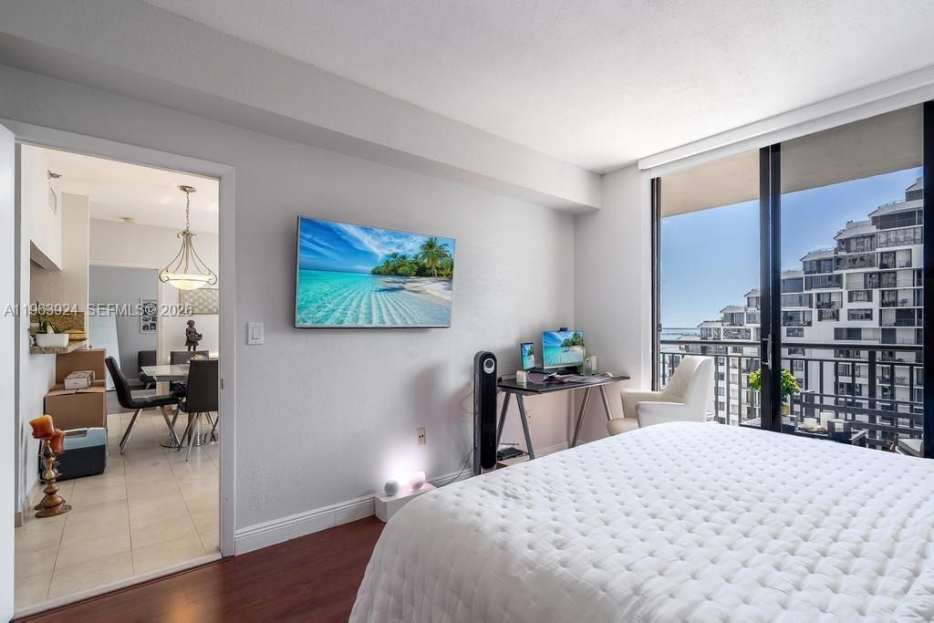 540 Brickell Key Dr , Unit 1619, Miami, FL 33131 Photo