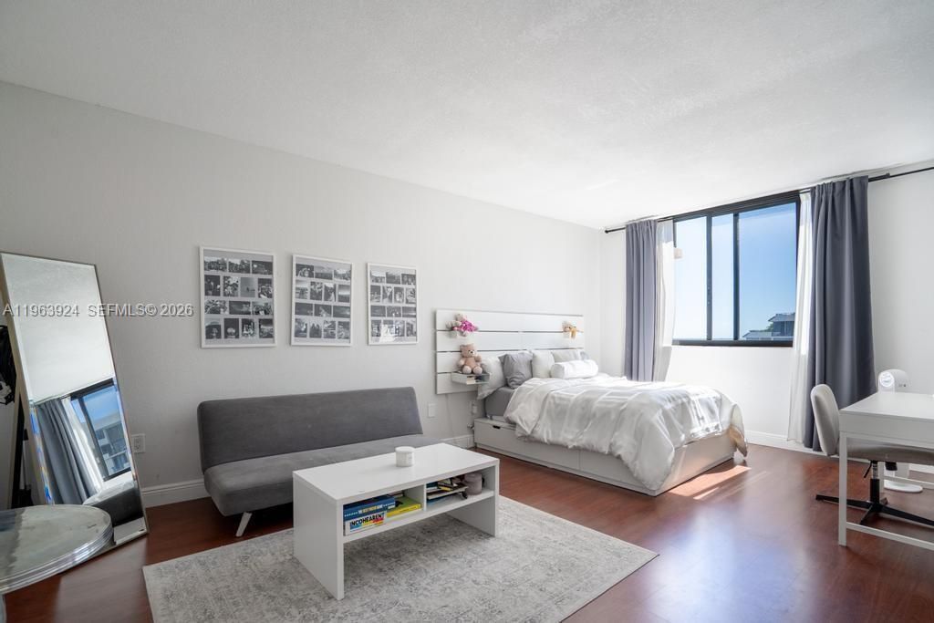 540 Brickell Key Dr , Unit 1619, Miami, FL 33131 Photo