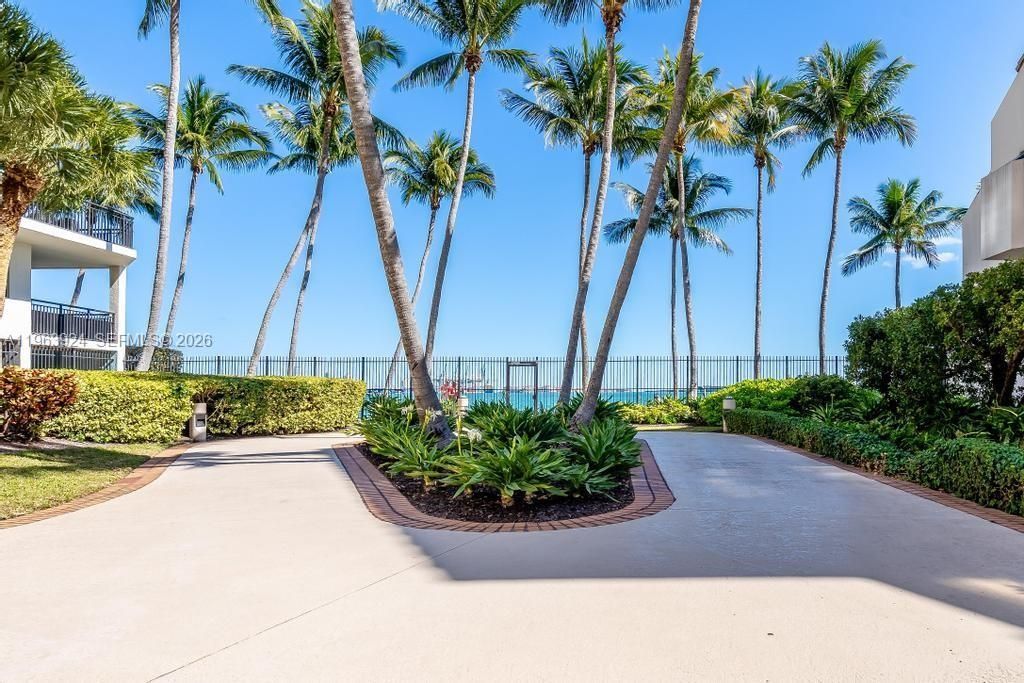 540 Brickell Key Dr , Unit 1619, Miami, FL 33131 Photo