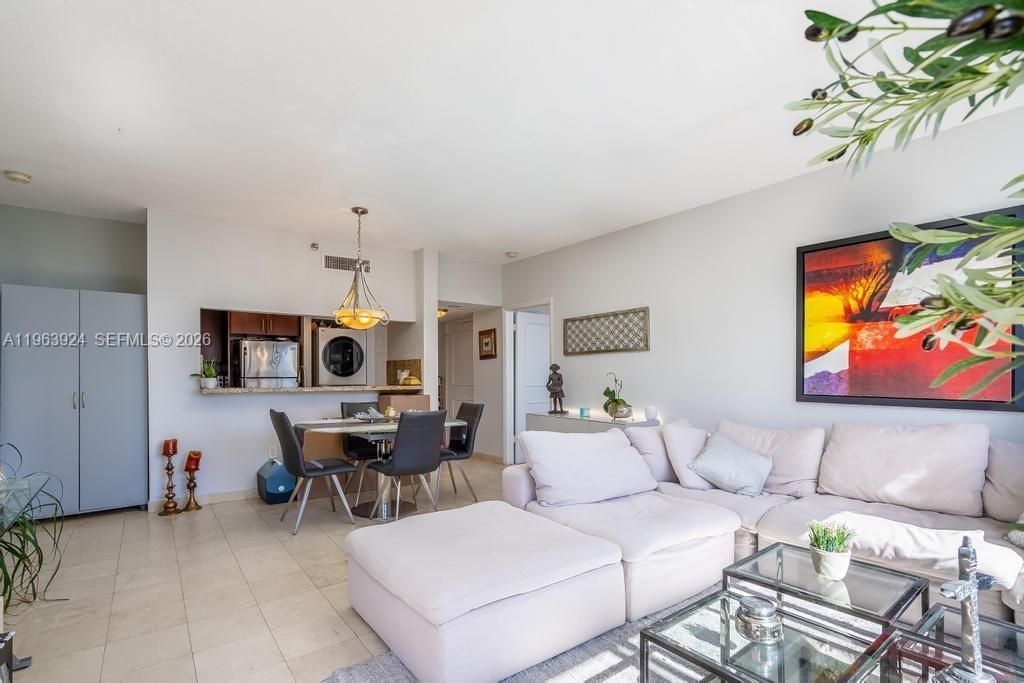 540 Brickell Key Dr , Unit 1619, Miami, FL 33131 Photo