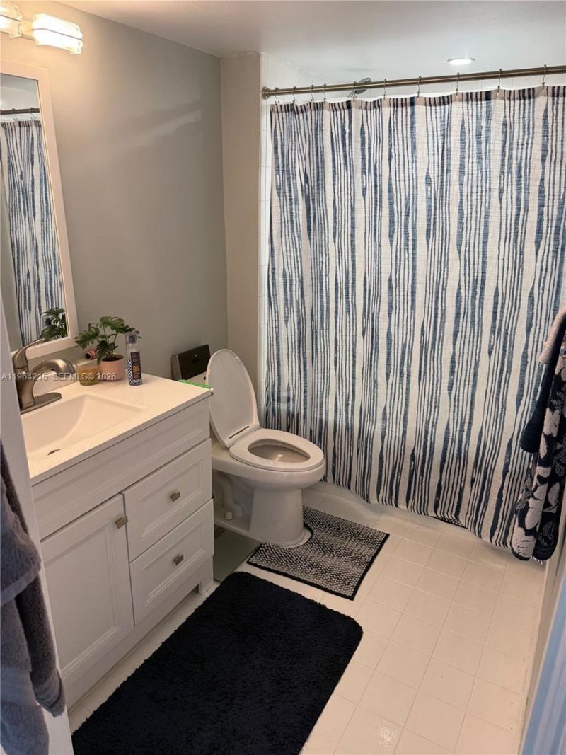 90 Alton Rd, Unit 1407, Miami Beach, FL 33139 Photo