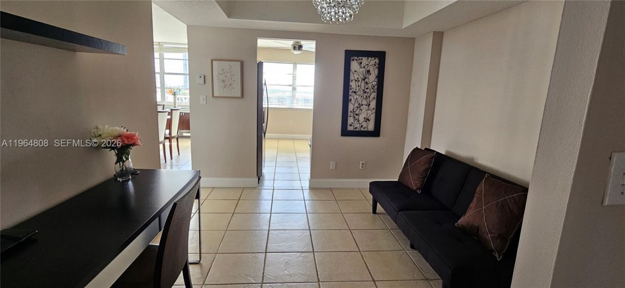 2851 NE 183rd St, Unit 817E, Aventura, FL 33160 Photo