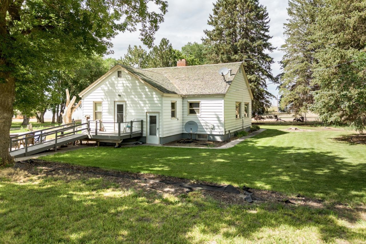 2702 W Landing Rd, Rockland, ID 83271 Main Photo