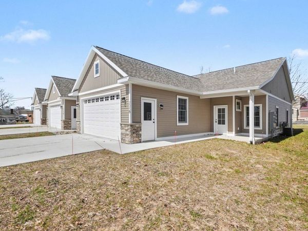 116 E Sheridan Street, Fremont, MI 49412