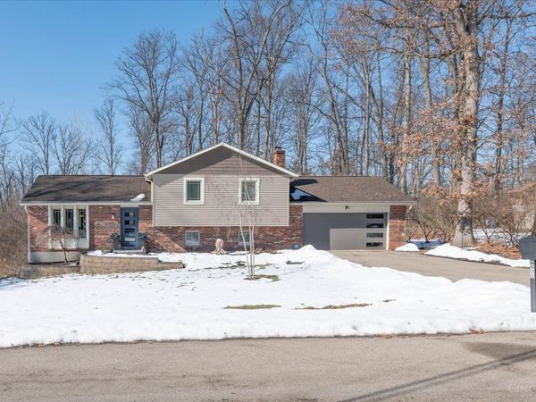 9621 Iris Drive, West Chester, OH 45241