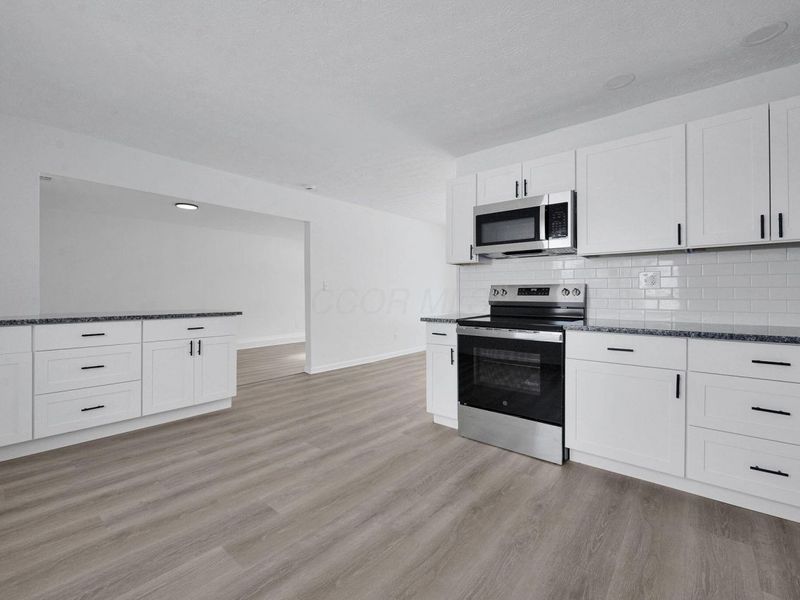 88 Biddle Boulevard, Bloomingburg, OH 43106 Photo 9