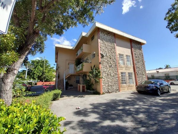 11 SW 32nd Ave, Unit 1, Miami, FL 33135