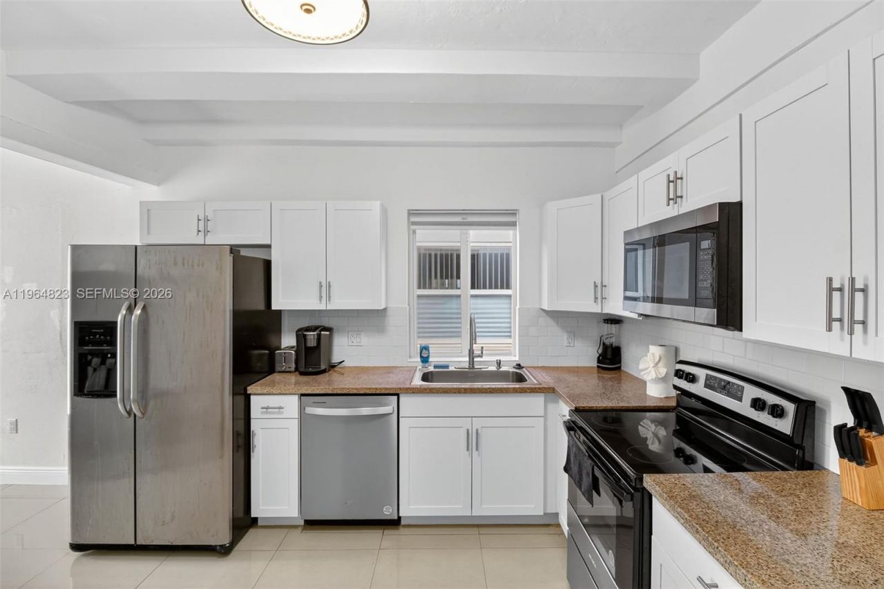 1680 NW 22nd Ct, Miami, FL 33125 Photo