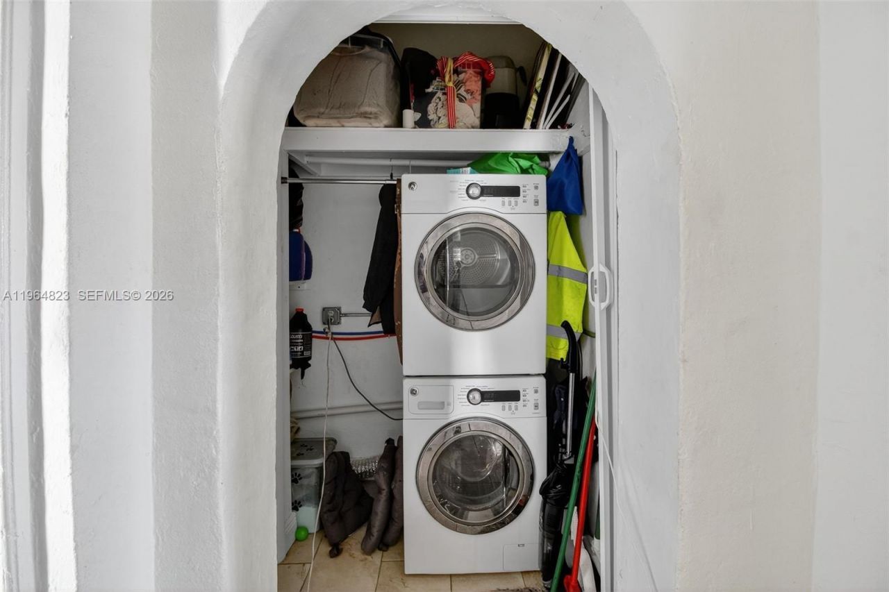 1680 NW 22nd Ct, Miami, FL 33125 Photo