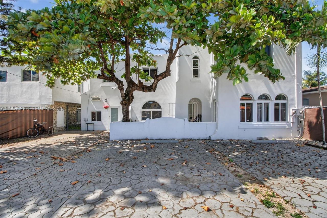 1680 NW 22nd Ct, Miami, FL 33125 Photo