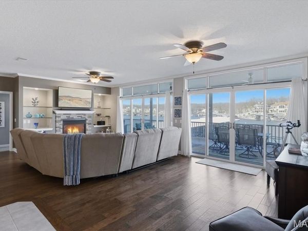 117 Evergreen Condo Drive, Unit 1B, Sunrise Beach, MO 65079