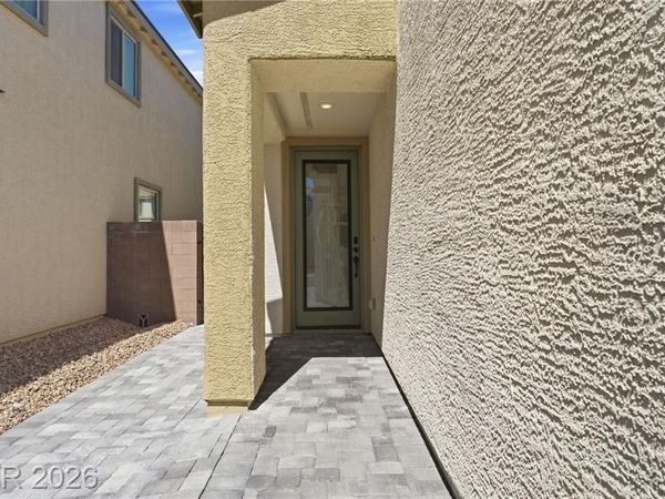 8025 Texas Hills Street, Las Vegas, NV 89113