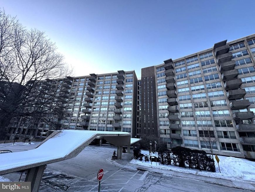 1001 City Avenue, Unit EE-423, Wynnewood, PA 19096 Main Photo