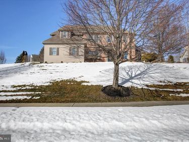 4 BAYBERRY ROAD, CARLISLE, PA 17013