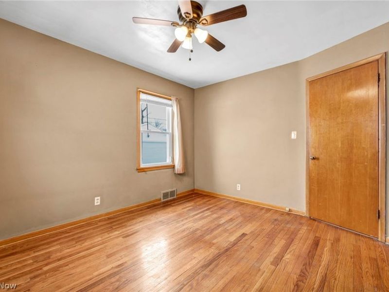 4237 E 181st Street, Cleveland, OH 44128 Photo 24