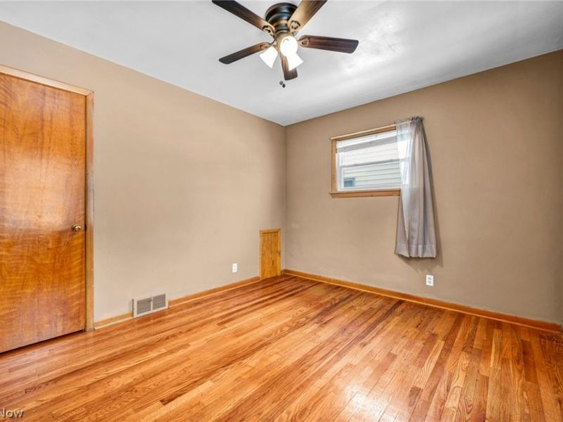 4237 E 181st Street, Cleveland, OH 44128 Photo 26