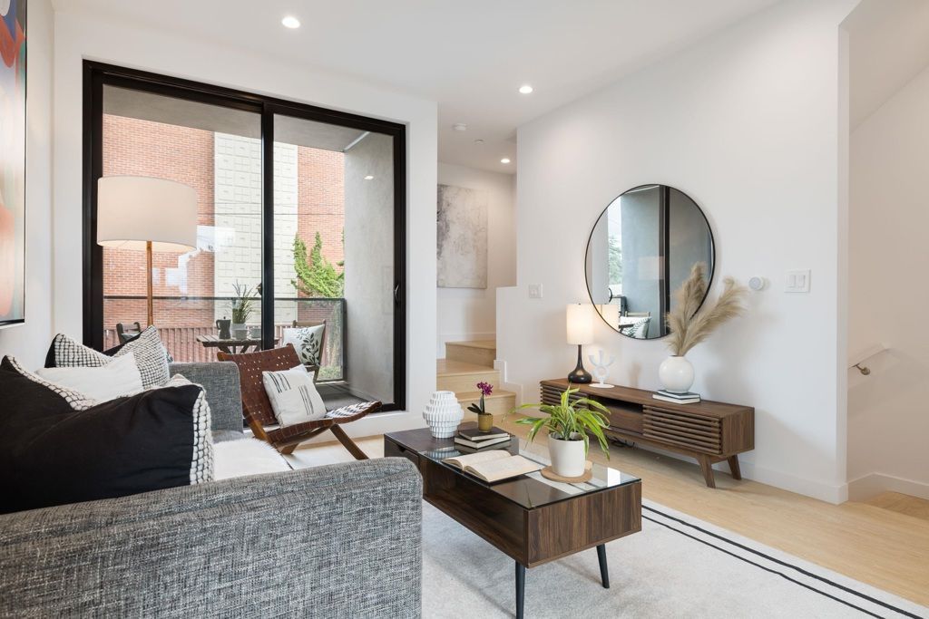 1233 1233 Hampel St., Oakland, CA 94602 Main Photo