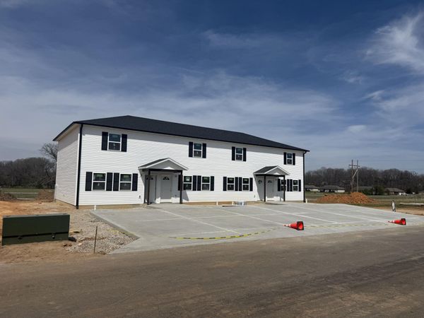 2812 Burke Avenue , West Plains, MO 65775