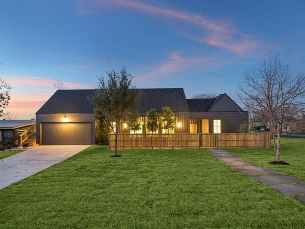 4700 Philco DR, Austin, TX 78745