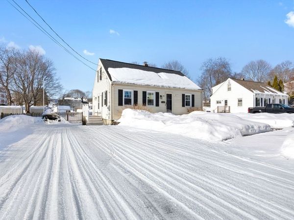 10 Clark St, Danvers, MA 01923